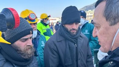 Photo of Lider Batur sarsıntı bölgesinde